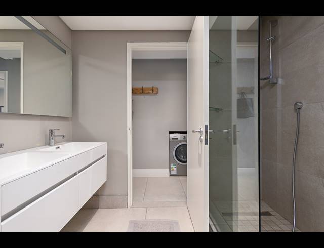 3 BEDROOM APARTMENT FOR SALE IN BEACHFRONT